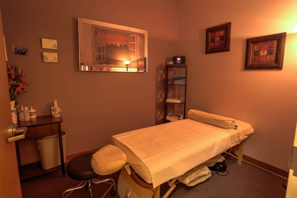 East Orlando Wellness | 3020 Lamberton Blvd #105, Orlando, FL 32825, USA | Phone: (407) 382-2425