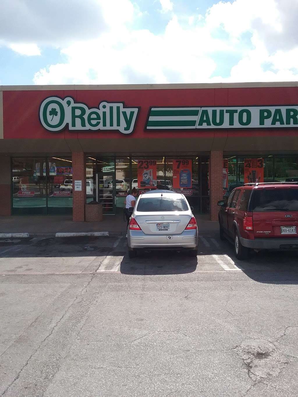 OReilly Auto Parts | 2154 Fort Worth Ave, Dallas, TX 75211, USA | Phone: (214) 946-4944