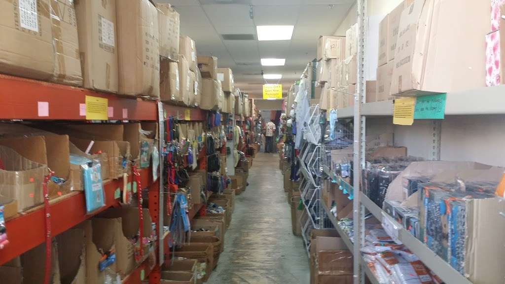 Houseware Outlet LLC | 5120 W Colonial Dr, Orlando, FL 32808, USA