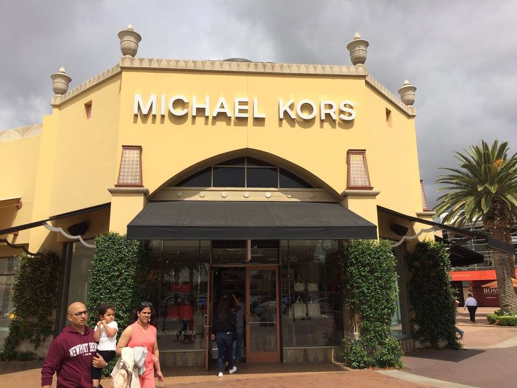 Michael Kors Outlet | 100 Citadel Dr #456, Commerce, CA 90040, USA | Phone: (323) 728-4900