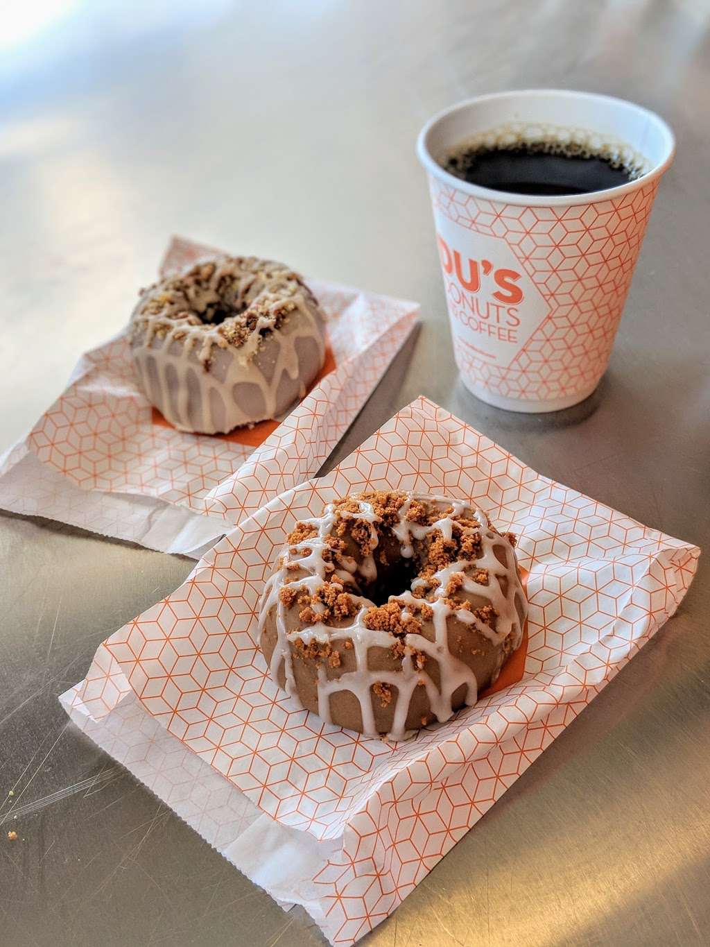 Dus Donuts & Coffee | 107 N 12th St, Brooklyn, NY 11249, USA | Phone: (718) 215-8770