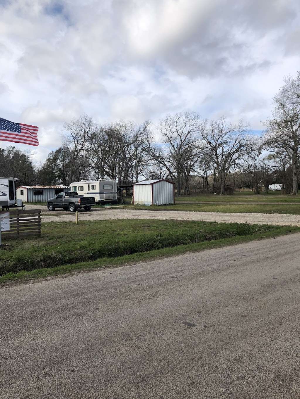 D & D RV Park | 200 Co Rd 133, Sweeny, TX 77480, USA | Phone: (979) 241-1565