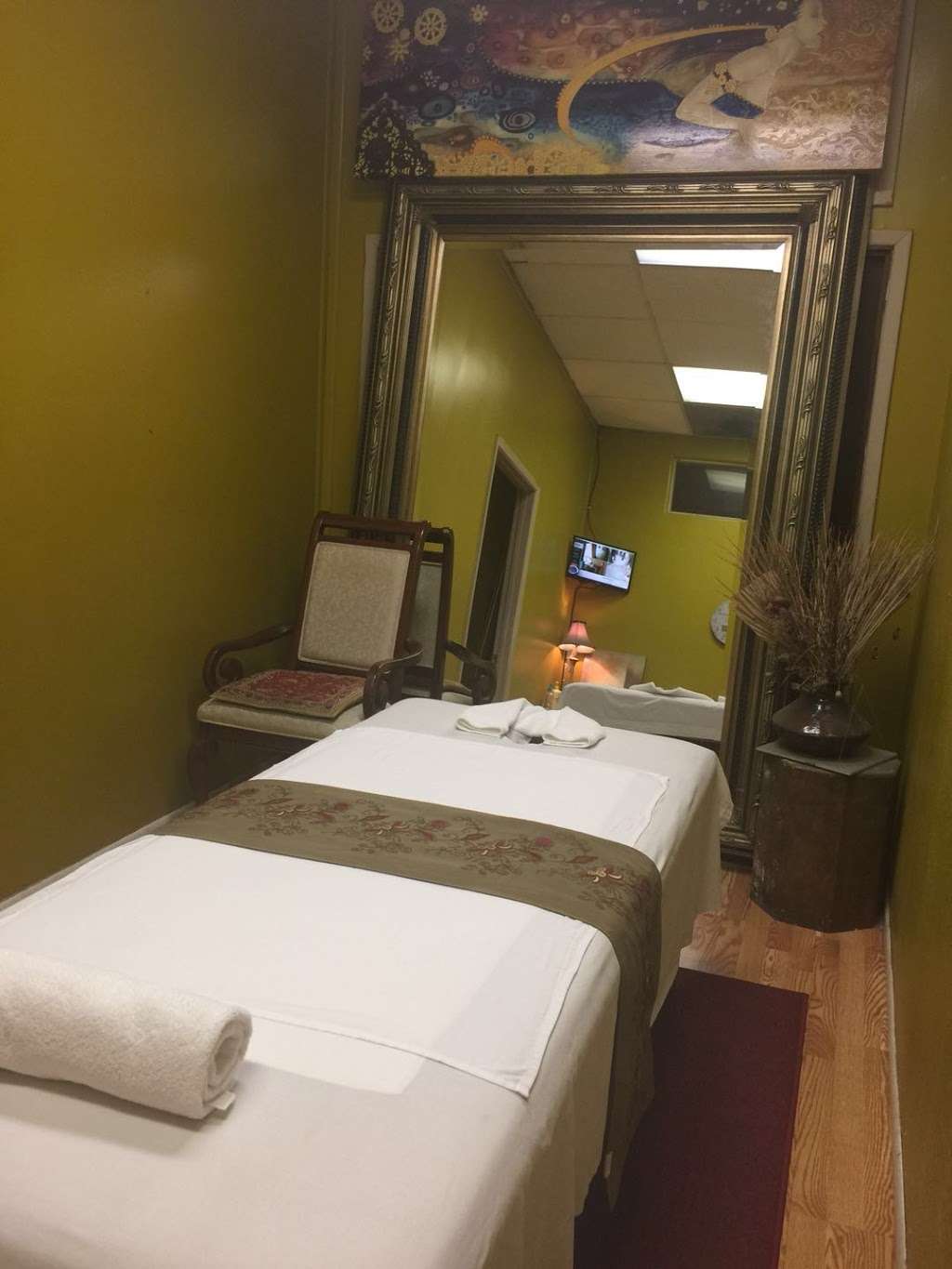 Sun city Perfect Spa | 9421 W Bell Rd #104, Sun City, AZ 85351, USA | Phone: (623) 933-3078