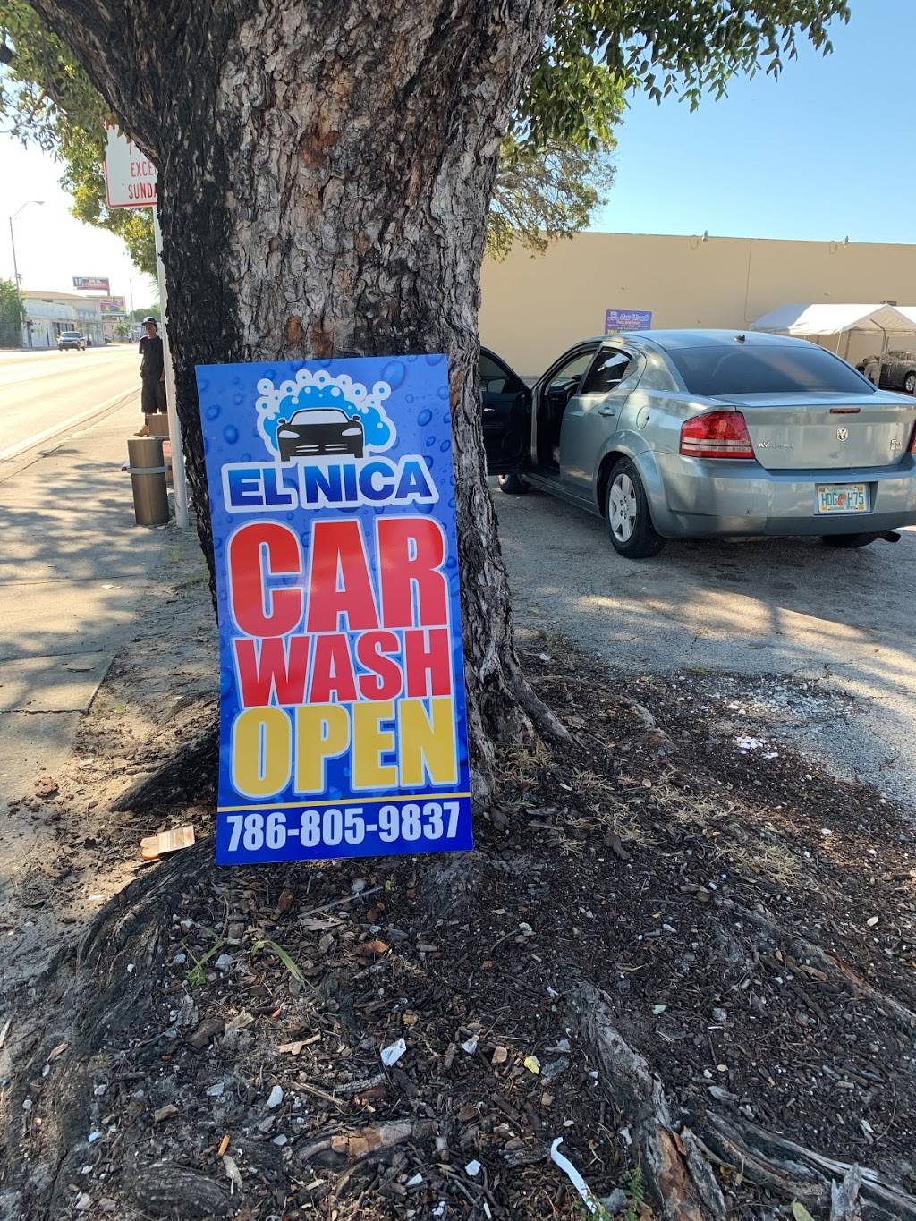 El nica vs la ecuatoriana car wash | 5780 NW 7th Ave, Miami, FL 33127, USA | Phone: (786) 805-9837
