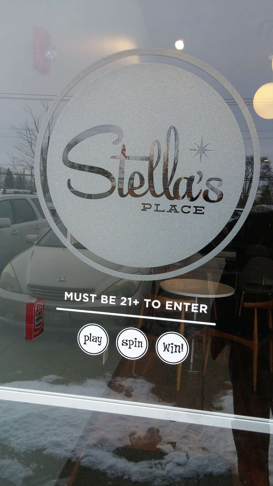 Stellas Place | 254-2, E Rollins Rd, Round Lake Beach, IL 60073, USA