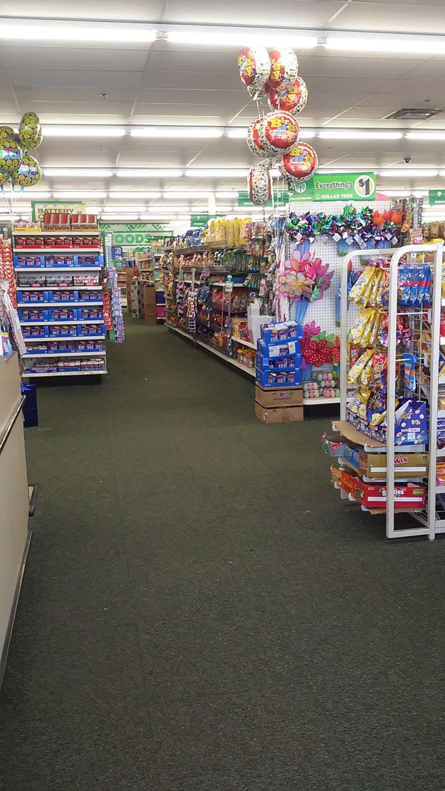 Dollar Tree | 1381 N Hacienda Blvd, La Puente, CA 91744, USA | Phone: (626) 919-2141