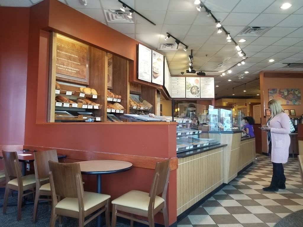 Panera Bread | 6800 W 135th St, Overland Park, KS 66223, USA | Phone: (913) 239-8300