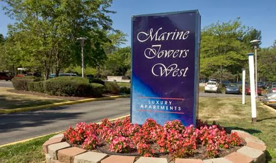 Marine Towers West Apartments | 12540 Edgewater Dr, Lakewood, OH 44107, USA | Phone: (866) 638-1305