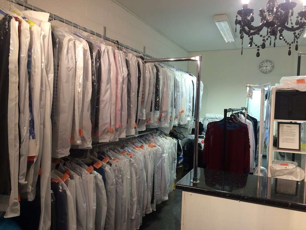 Seven Dry Cleaners | 201-211 Northfield Ave, Hanwell, London W13 9QU, UK | Phone: 020 8810 0567