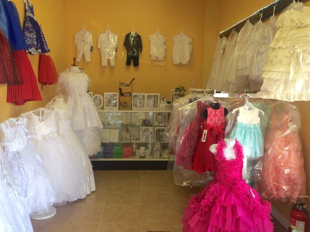 T.A. Fashion - Vestidos de Bautizo | 5624 Garth Rd, Baytown, TX 77521, USA | Phone: (346) 216-7361