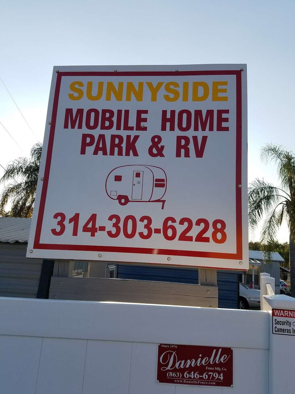 Sunnyside Mobilehome and RV Park | 202 Clairmar Cir, Davenport, FL 33837, USA | Phone: (314) 303-6228