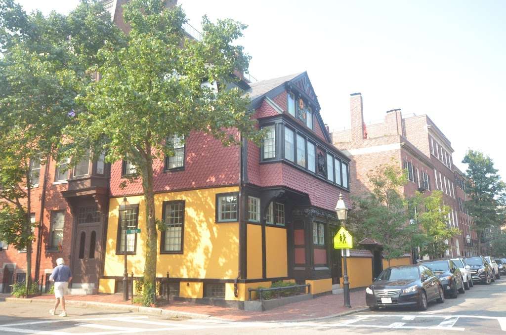 Sunflower Castle | 130 Mt Vernon St, Boston, MA 02108, USA