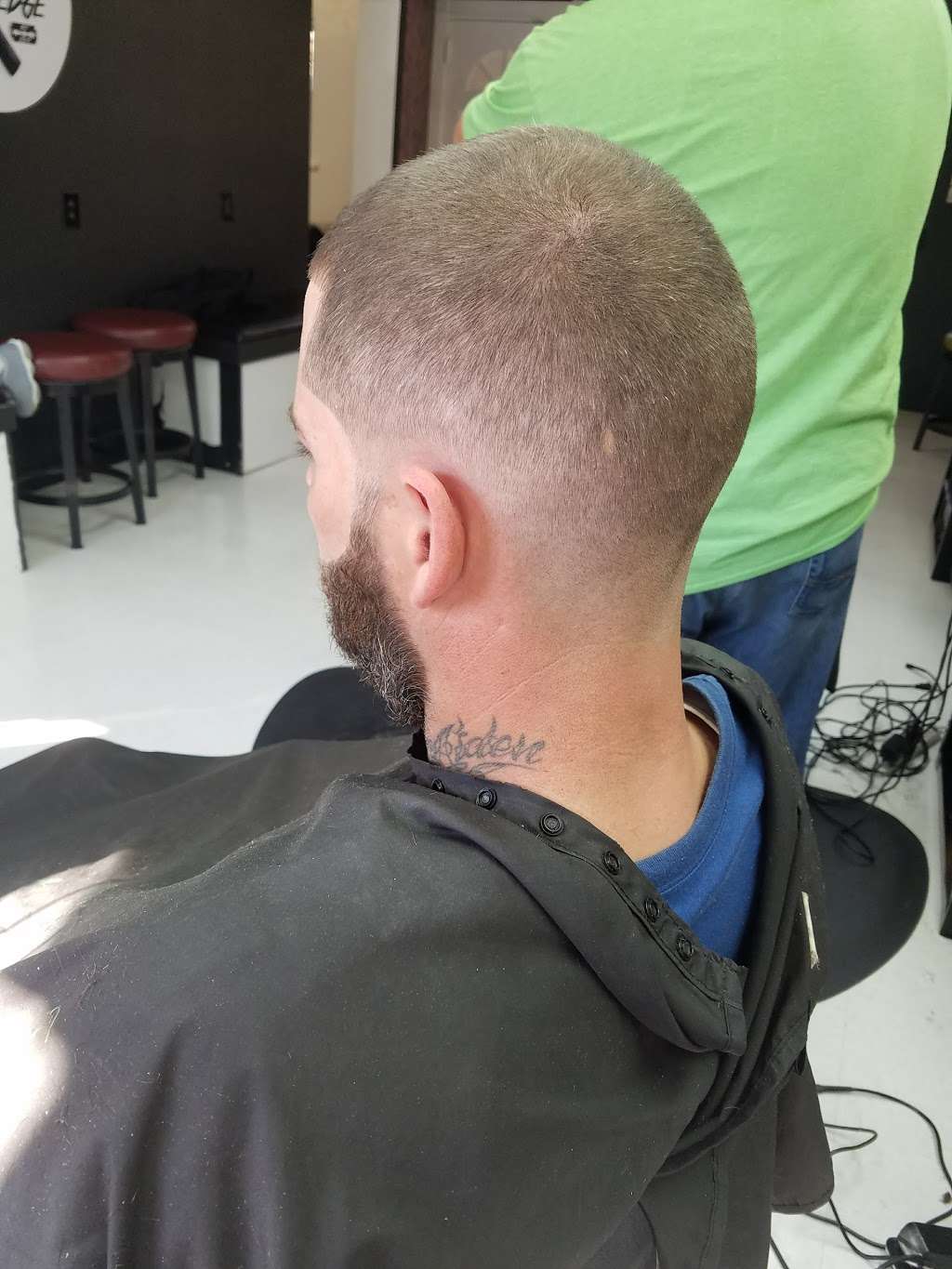 Razors Edge Barbershop | 501 Capitol Trail, Newark, DE 19711, USA | Phone: (302) 737-1914