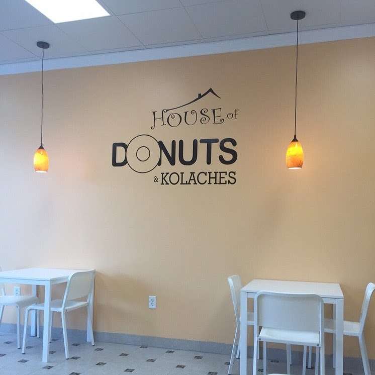 House of Donuts & Kolaches | 3030 Falcon Landing Blvd Site 300, Katy, TX 77494, USA | Phone: (832) 437-2564