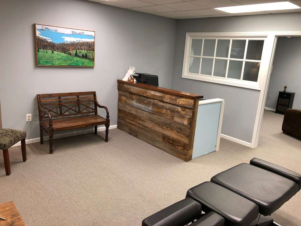 Foundation First Chiropractic & Acupuncture | 4707 College Blvd #106, Leawood, KS 66211, USA | Phone: (913) 735-5717