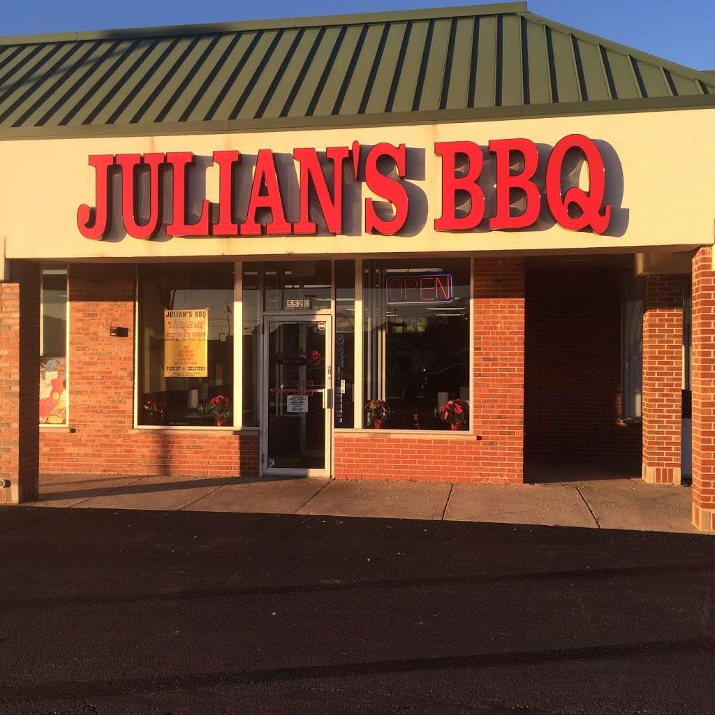 Julians BBQ & Grill | 552 E Devon Ave, Elk Grove Village, IL 60007, USA | Phone: (847) 956-1606