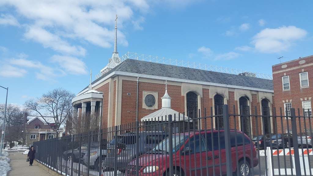 St. Robert Bellarmine Roman Catholic Church | 56-15 213th St, Bayside, NY 11364, USA | Phone: (718) 229-6465