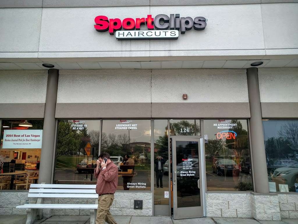 Sport Clips Haircuts of Vernon Hills | 701 N Milwaukee Ave #120, Vernon Hills, IL 60061, USA | Phone: (847) 680-0525