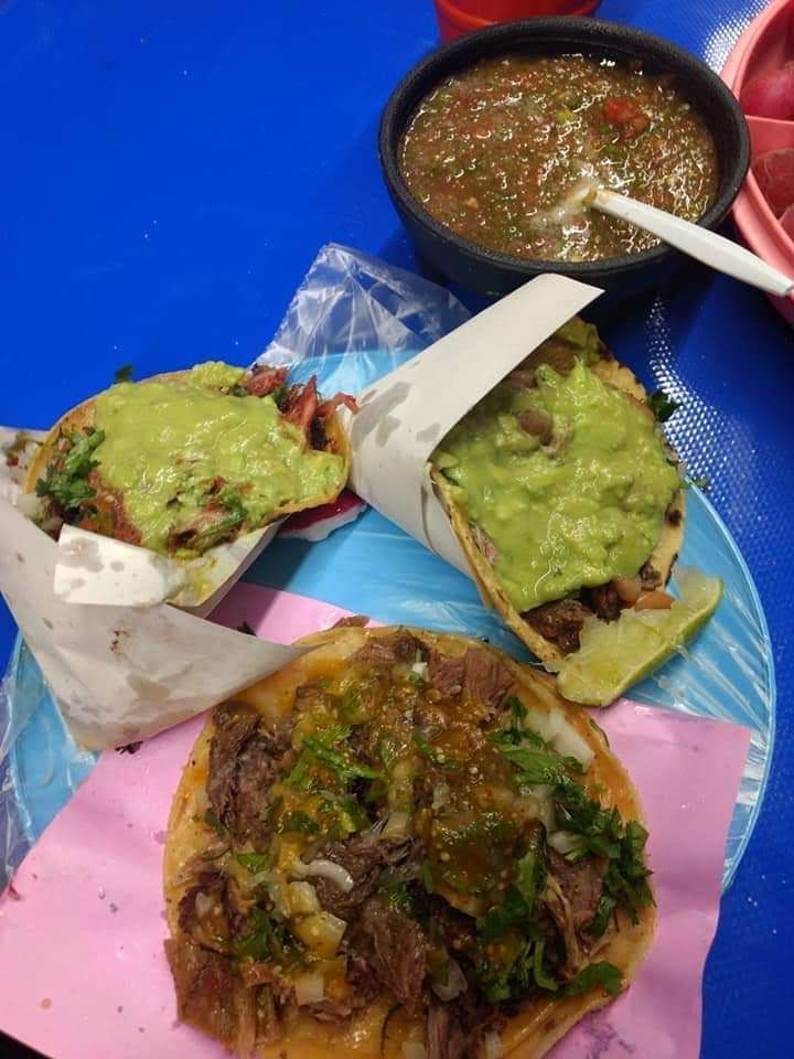 tacos noemi | Av. Ignacio Allende 7096, Azcona, 22100 Tijuana, B.C., Mexico