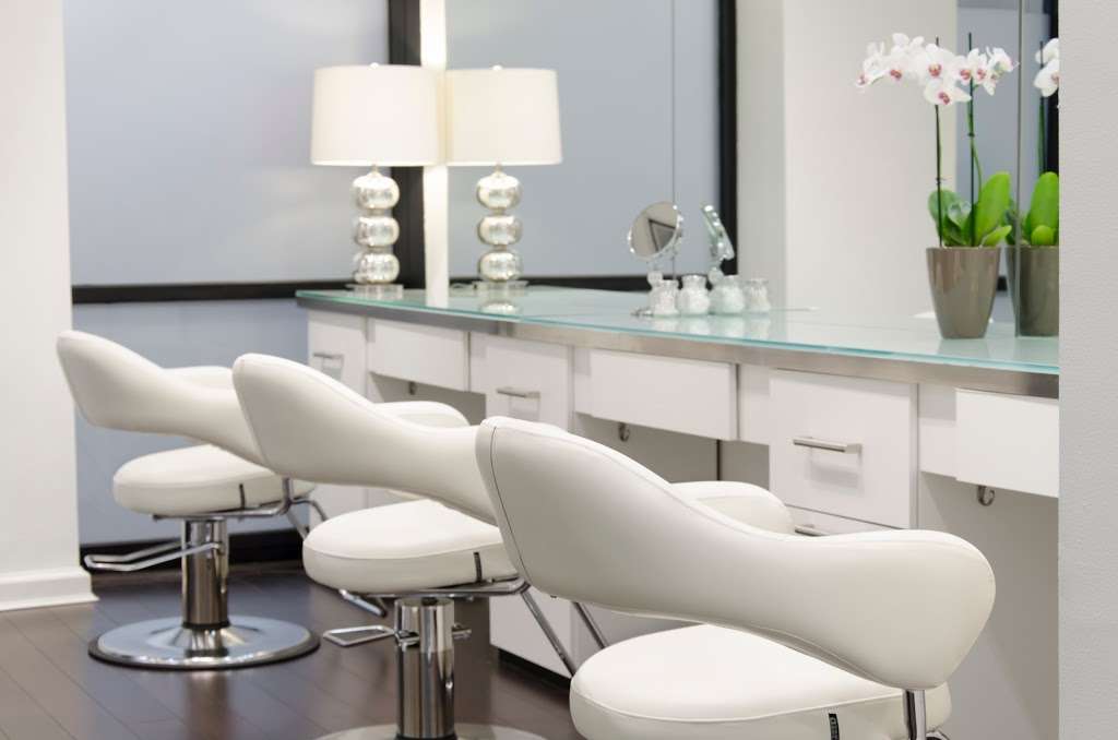 PRIVI (Karen Ricci Salon) | 555 Washington St, Wellesley, MA 02482, USA | Phone: (781) 237-2566