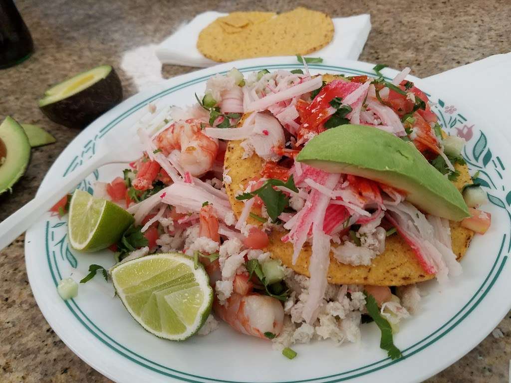 Mariscos Manzanillo | 2124 Nadeau St, Los Angeles, CA 90001, USA | Phone: (323) 585-3747