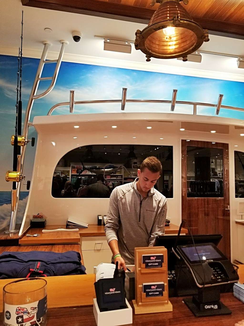 vineyard vines | 4999 Old Orchard Rd Space N-30, Skokie, IL 60077, USA | Phone: (847) 673-3731