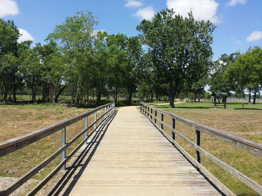 Jenkins Park | 4334 Crosby Cedar Bayou Rd, Baytown, TX 77521, USA | Phone: (281) 420-6597