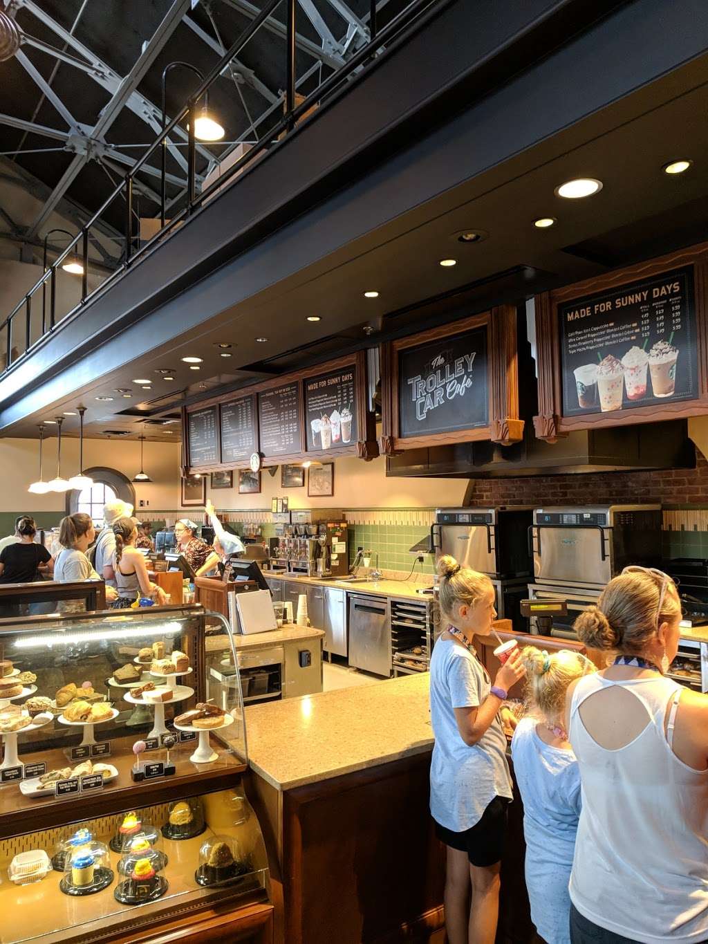 The Trolley Car Café - Starbucks | 715 Theatre of the Stars Dr, Lake Buena Vista, FL 32830, USA | Phone: (407) 939-5277