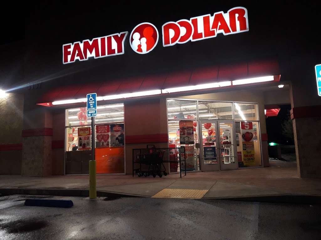 Family Dollar | 3157 E Palmdale Blvd, Palmdale, CA 93550, USA | Phone: (661) 544-4772