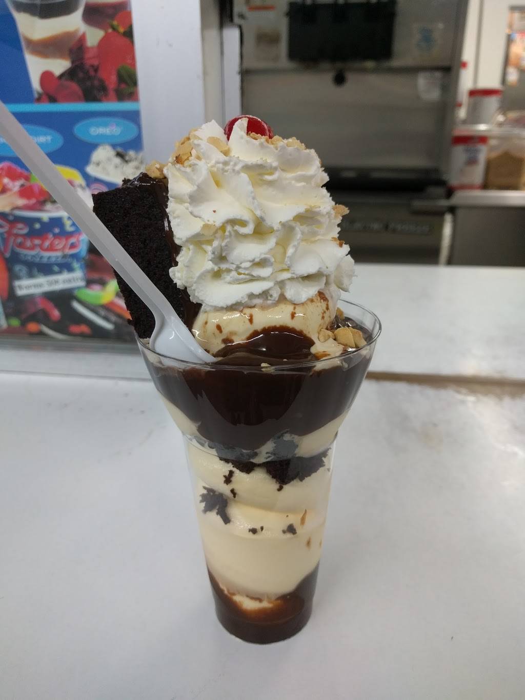 Fosters Freeze | 78 Serra Way, Milpitas, CA 95035, USA | Phone: (408) 262-4272