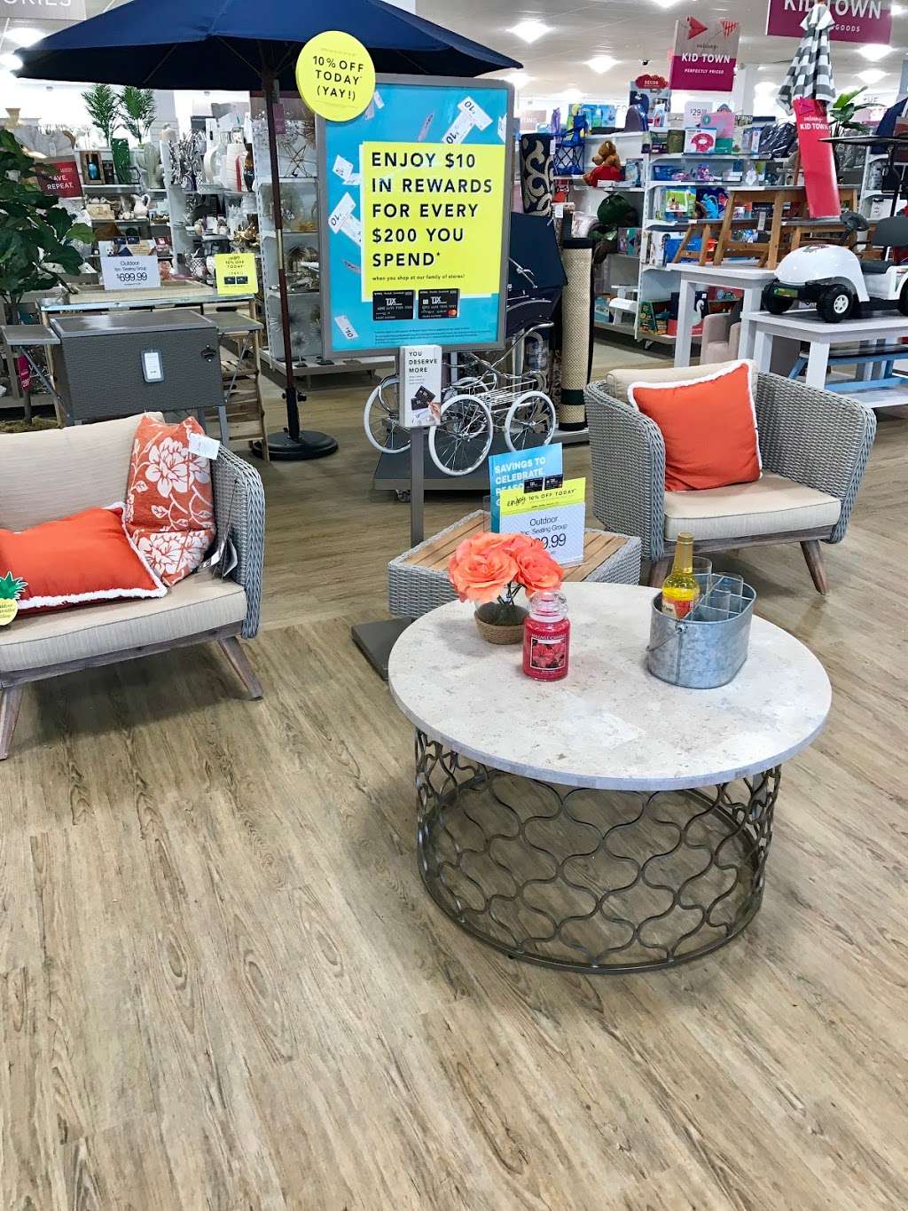 HomeGoods | 1817 Village West Pkwy, Kansas City, KS 66111, USA | Phone: (913) 328-0615