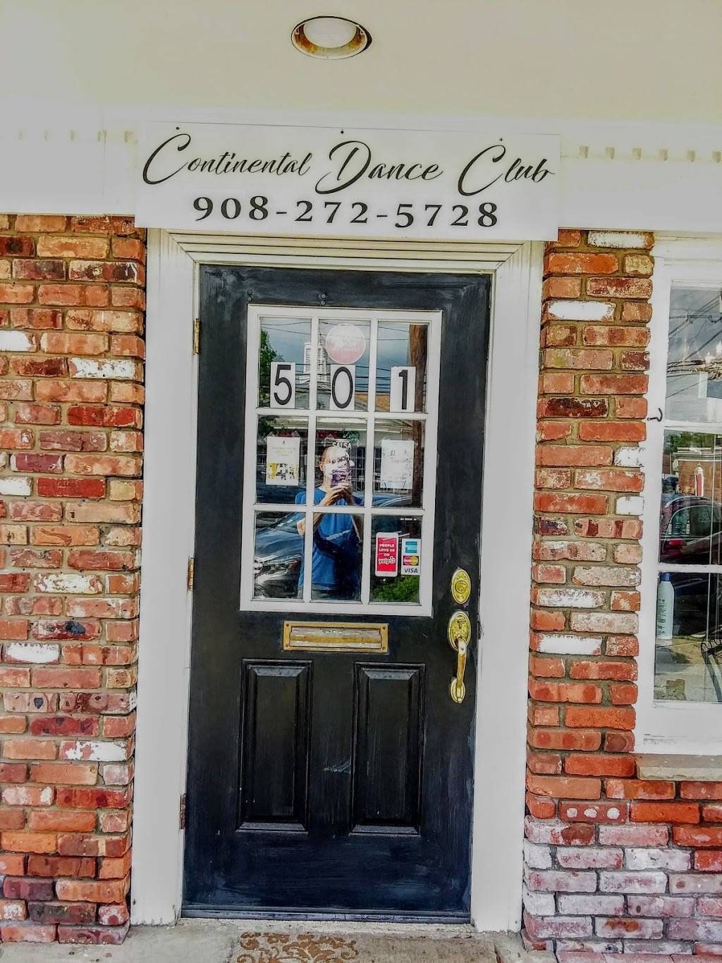 Continental Dance Club | 501 Boulevard, Kenilworth, NJ 07033, USA | Phone: (908) 272-5728