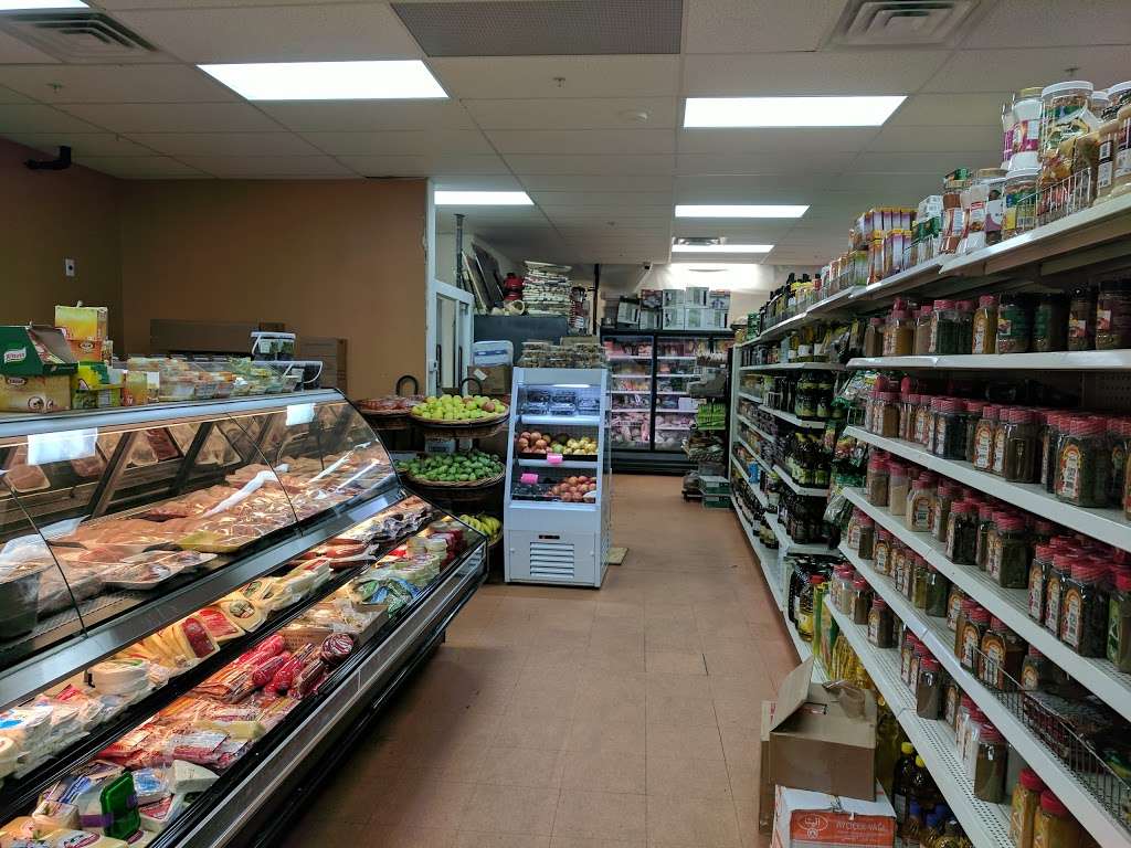 Sayar Market Halal Food | 3 Everett St #3e, Revere, MA 02151, USA | Phone: (781) 284-5915