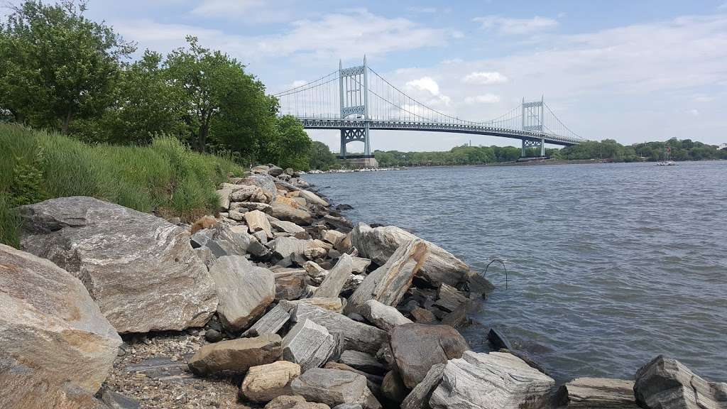 Wards Island Park | East River and Hell Gate, New York, NY 10035, USA | Phone: (212) 639-9675