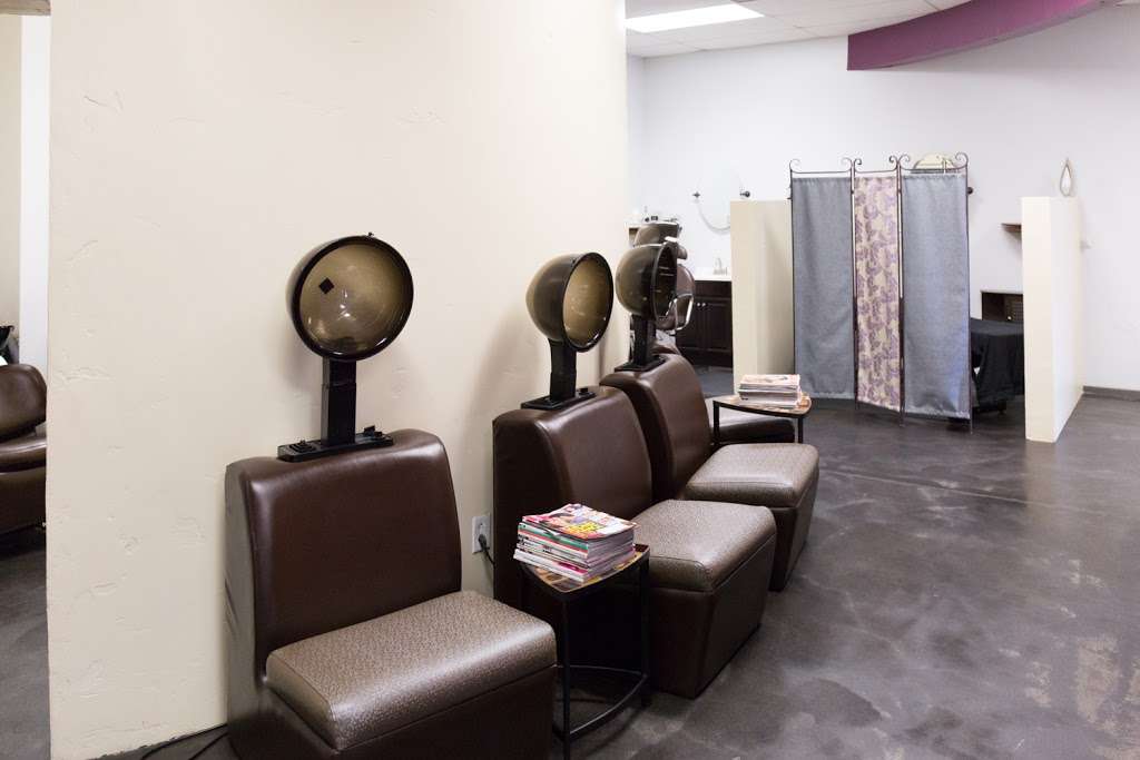 DiClemente Salon | 3783, 39575 Trade Center Dr # C, Palmdale, CA 93551, USA | Phone: (661) 272-1186