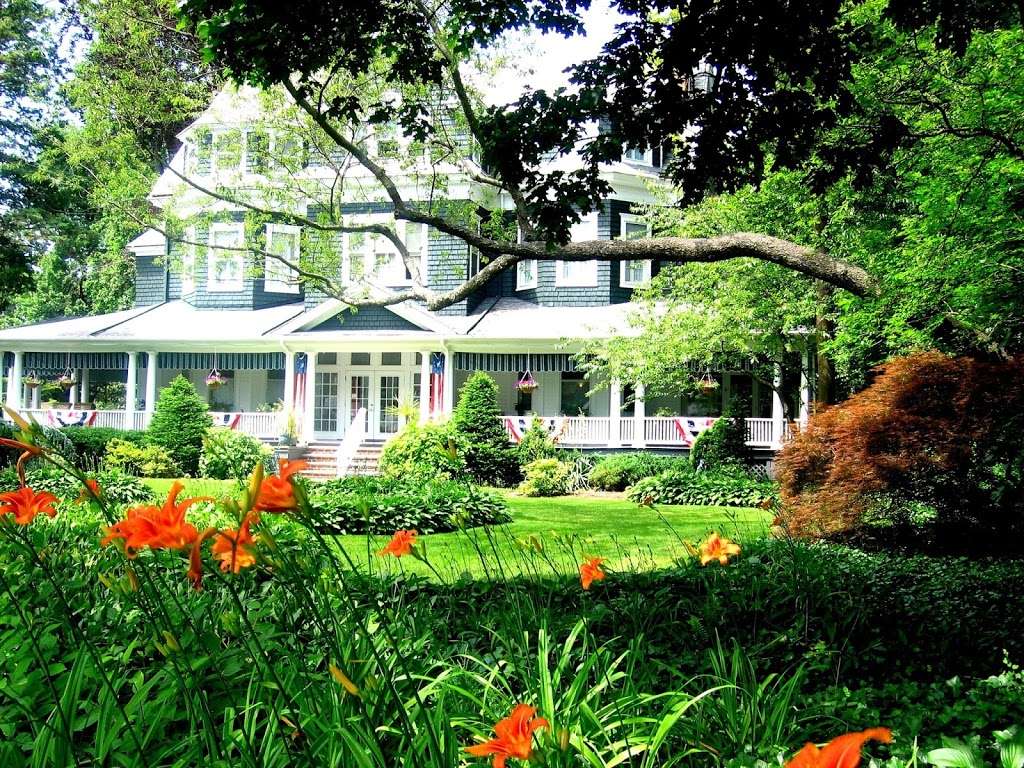 Cedars & Beeches Bed & Breakfast | 247 Cedar Ave, Long Branch, NJ 07740, USA | Phone: (732) 571-6777