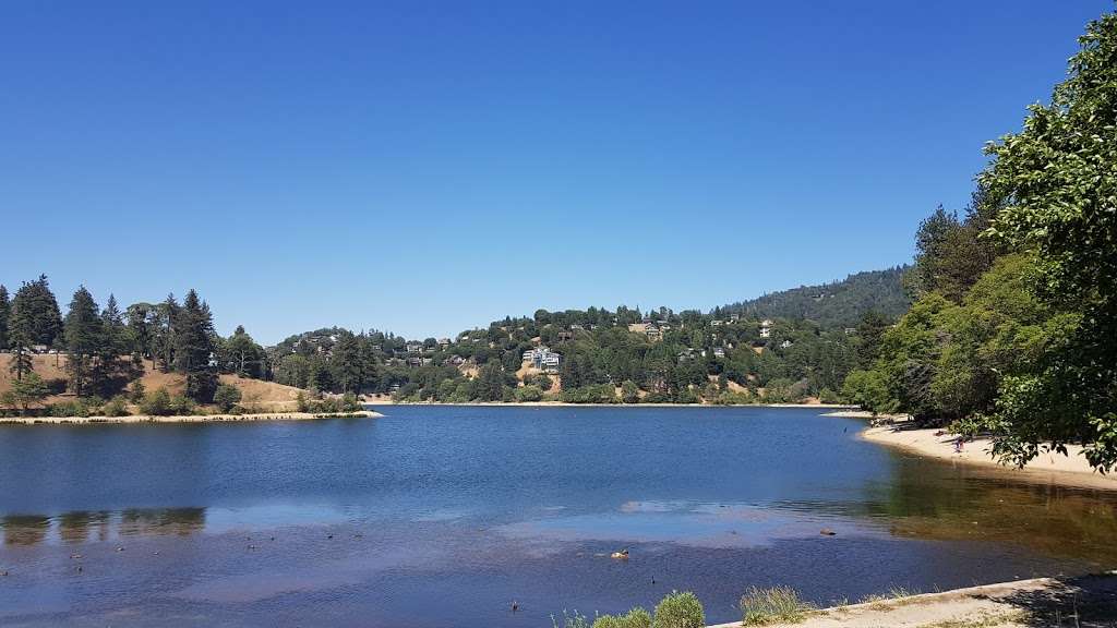 Lake Gregory Dog Park | 033720207, Crestline, CA 92325, USA