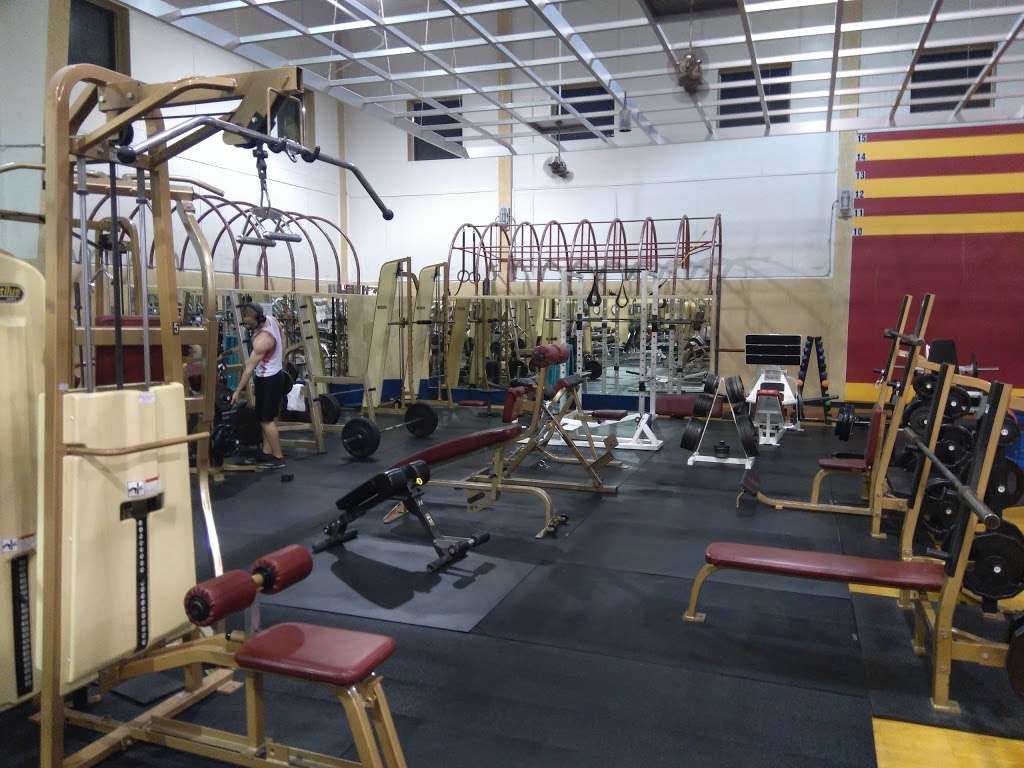 Stones Fitness Center | 16223 Moonrock Dr, Houston, TX 77062, USA | Phone: (281) 480-2255