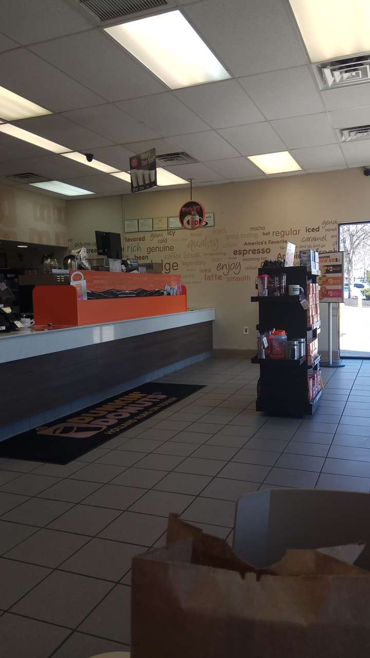 Dunkin Donuts | 1492 Buck Rd, Holland, PA 18966, USA | Phone: (215) 579-5600