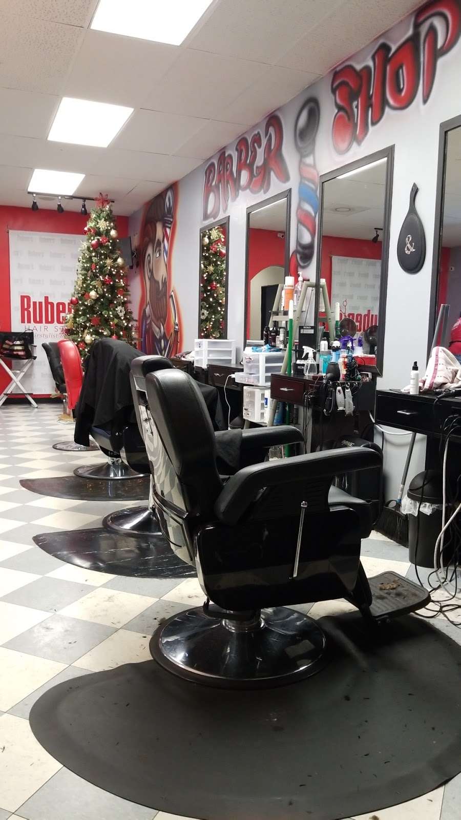 Rubens Hair Studio - Barberos y Estilistas | 3133 Peoria St unit 205, Aurora, CO 80010, USA | Phone: (720) 638-0764