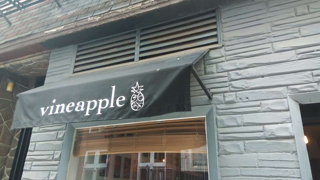 Vineapple Cafe | 71 Pineapple St, Brooklyn, NY 11201, USA | Phone: (347) 799-1701