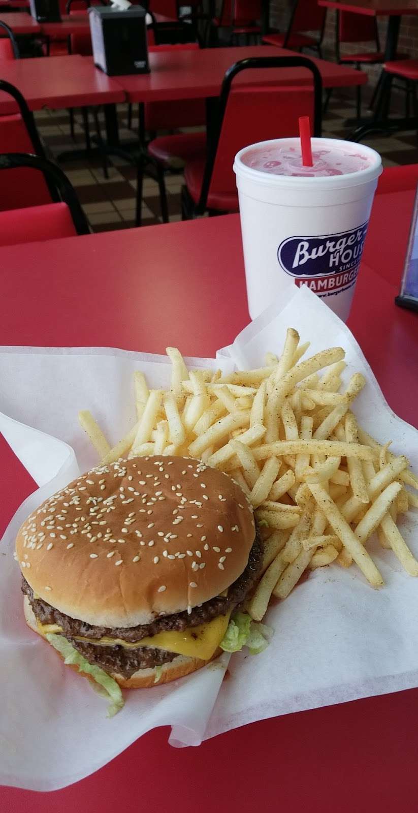 Burger House | 14248 Marsh Ln, Addison, TX 75001, USA | Phone: (972) 241-1611