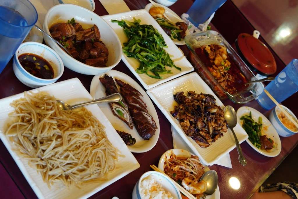 Jackie Chan II Family Diner | 1000 W Evans Ave, Denver, CO 80223, USA | Phone: (303) 922-5100