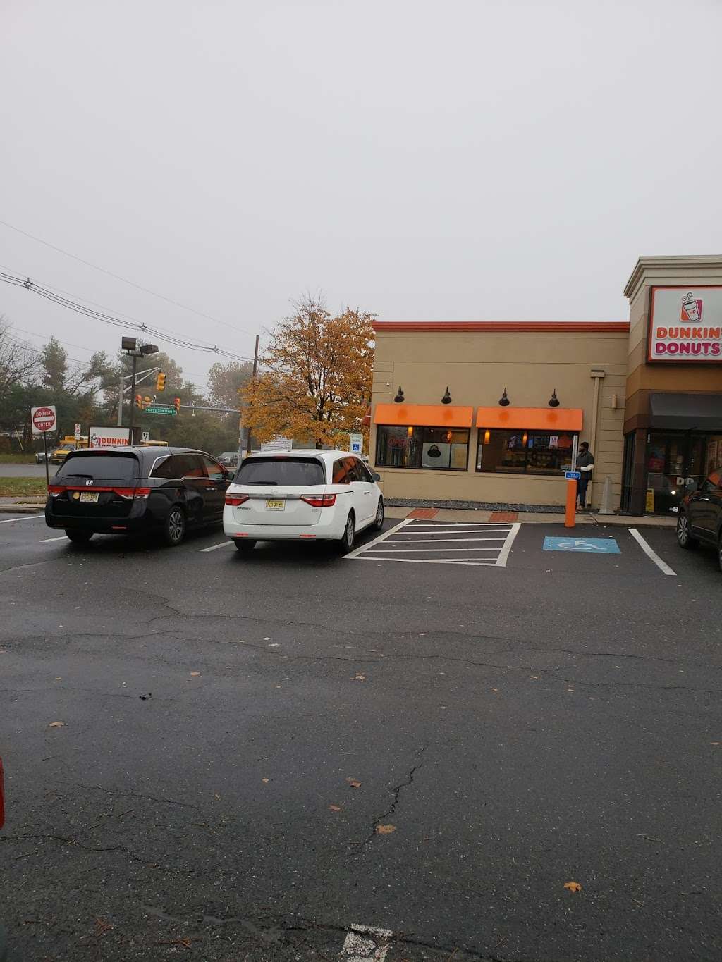 Dunkin Donuts | 320 Beverly Rancocas Rd #24, Willingboro, NJ 08046, USA | Phone: (609) 835-7777