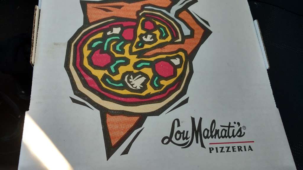 Lou Malnatis Pizzeria | 2510 E Lincoln Hwy, New Lenox, IL 60451, USA | Phone: (815) 900-7450