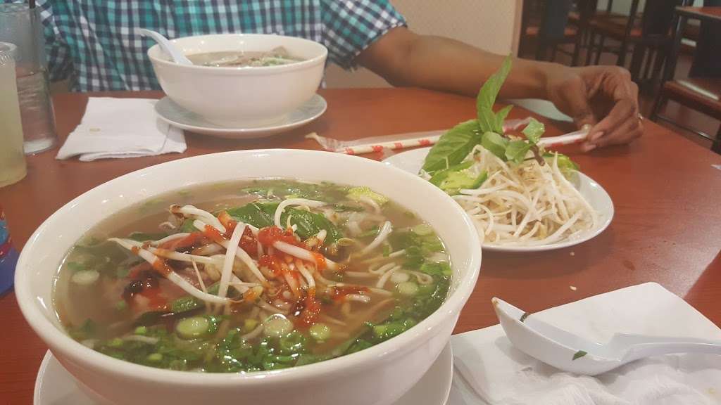 MTQ Phở Restaurant | 113 Chestnut St, Philadelphia, PA 19106, USA | Phone: (215) 309-3633