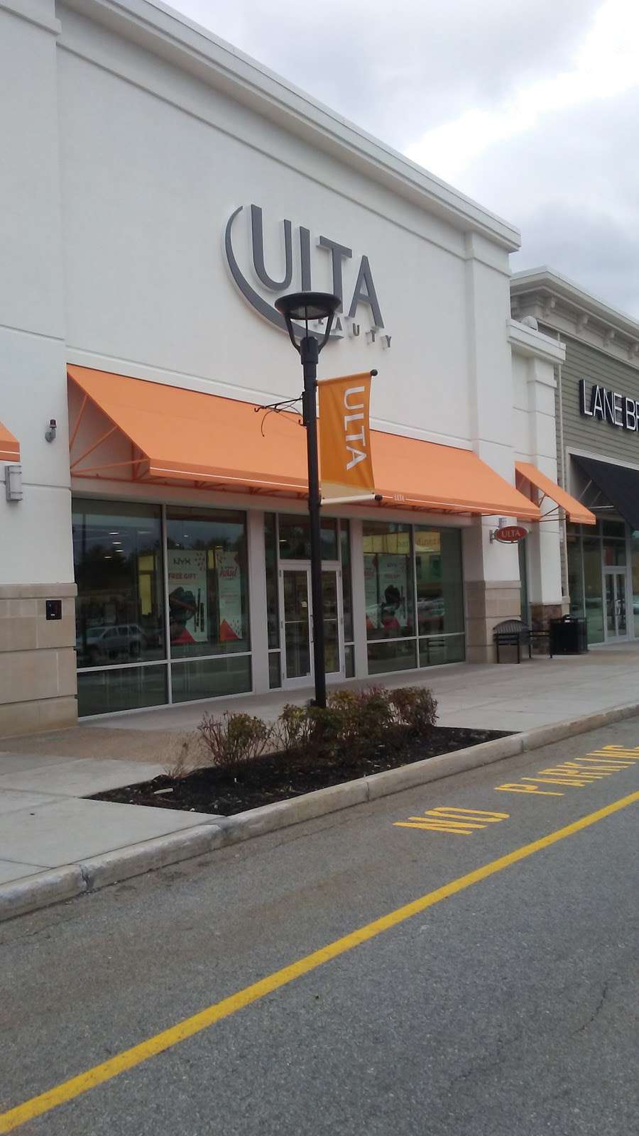 Ulta Beauty | 16 Highland Common E, Hudson, MA 01749, USA | Phone: (978) 567-5812