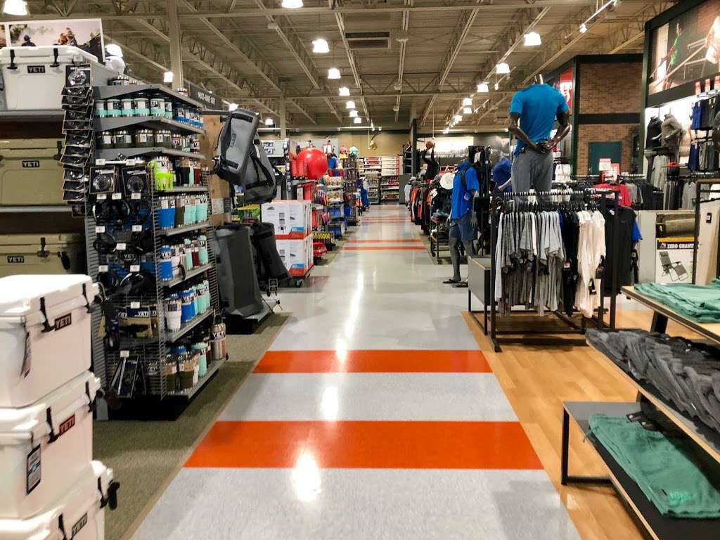 DICKS Sporting Goods | 14359 East Sam Houston Pkwy N, Houston, TX 77044, USA | Phone: (281) 677-4483