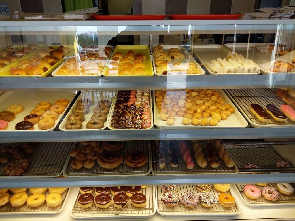 Donut Cravers | 703 E Farm to Market Rd 544 #130, Murphy, TX 75094, USA | Phone: (972) 429-2188