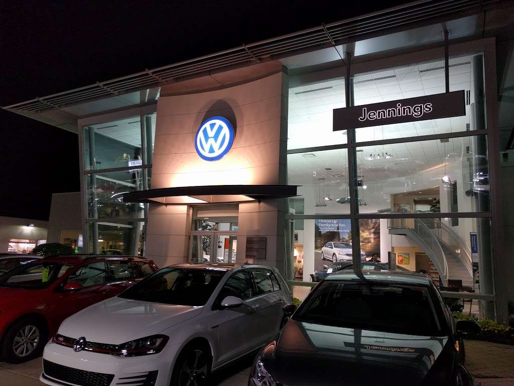 Jennings Volkswagen | 201 Waukegan Rd, Glenview, IL 60025, USA | Phone: (847) 453-3091